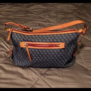 Dooney & Bourke
